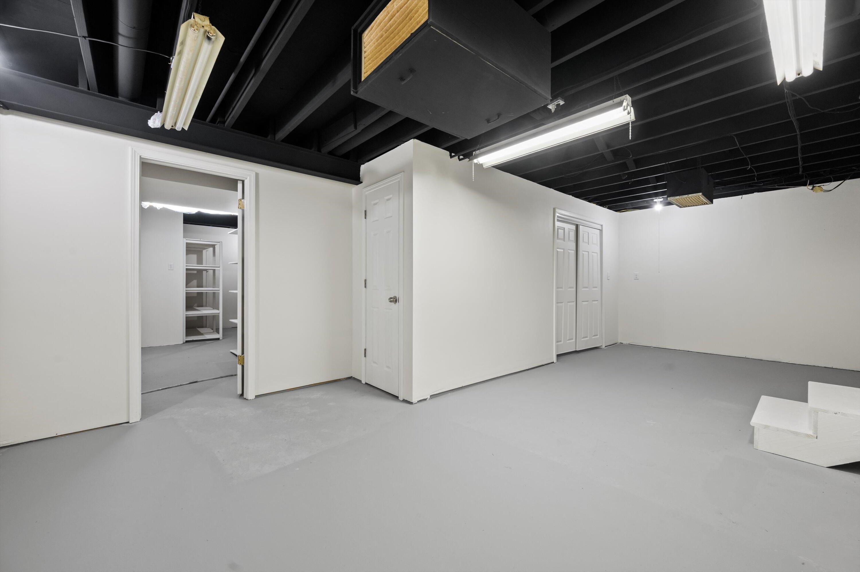 3455 South Russel Road New Berlin, WI 53151 - Photo 20 of 29 Bedroom 4 basement