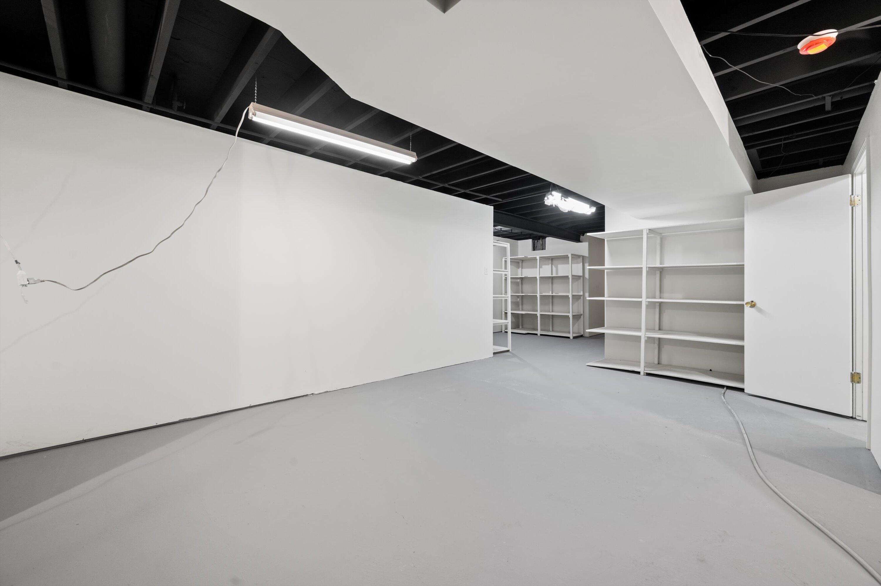 3455 South Russel Road New Berlin, WI 53151 - Photo 21 of 29 21-DSC4432