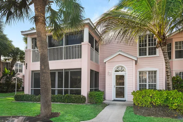 $550,000 | 421 Northeast Plantation Road, Unit 617, Jensen Beach, FL 34957