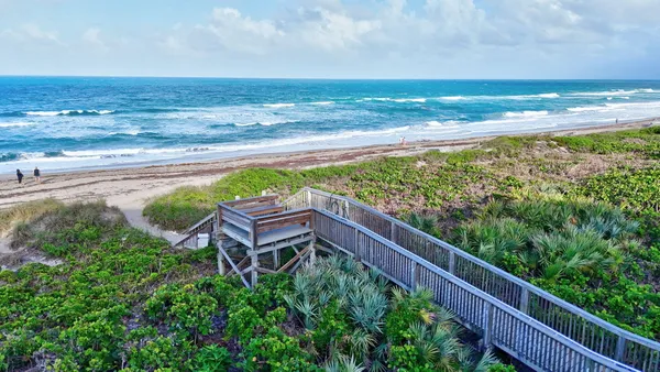 $550,000 | 421 Northeast Plantation Road, Unit 617, Jensen Beach, FL 34957
