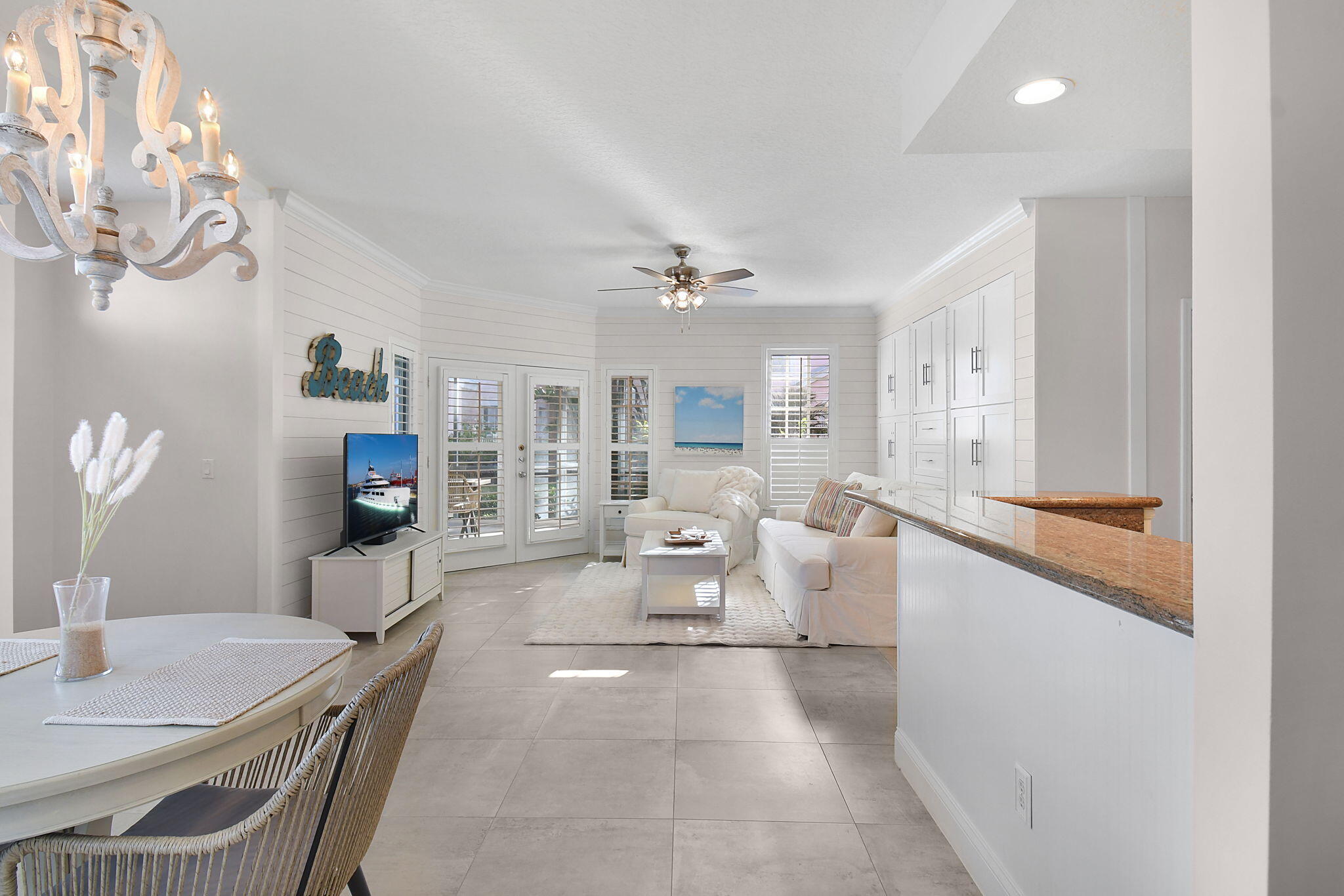 421 Northeast Plantation Road, Unit 617 Jensen Beach, FL 34957 - Photo 8 of 37 DRtoLR