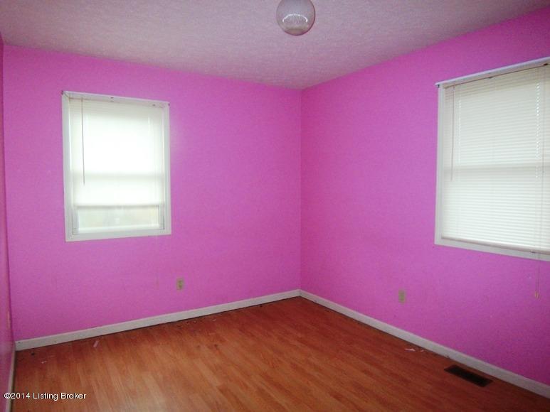 205 Plainview Court Springfield, KY 40069 - Photo 8 of 12 8 BED 2