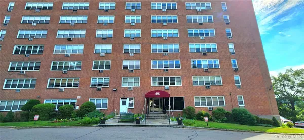 $235,000 | 615 Palmer Road, Unit 101, Yonkers, NY 10701