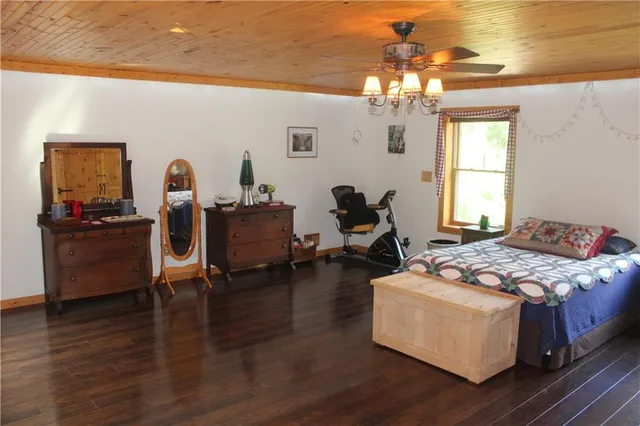 $615,000 | 209 Channing Lane, Fenelton, PA 16034