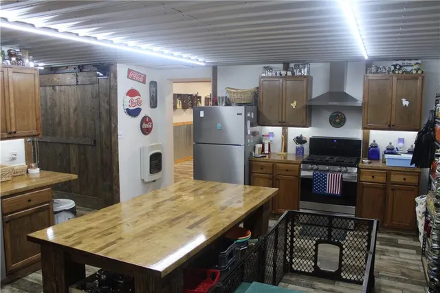 $615,000 | 209 Channing Lane, Fenelton, PA 16034