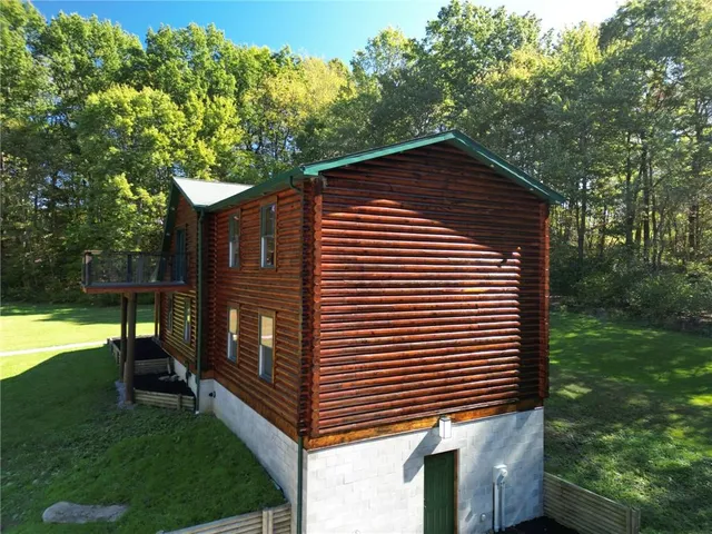 $615,000 | 209 Channing Lane, Fenelton, PA 16034