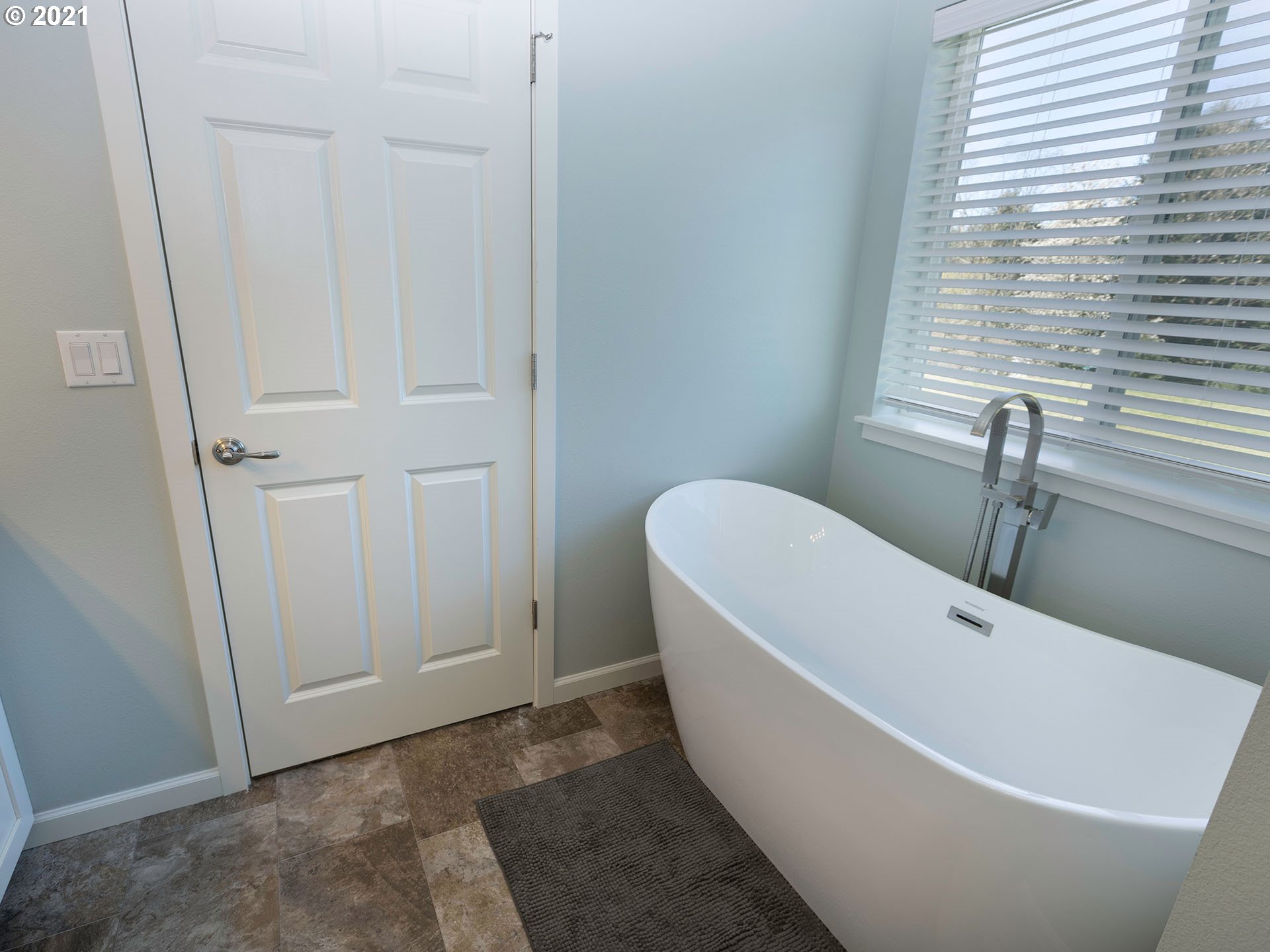 3830 Lewis River Road Woodland, WA 98674 - Photo 19 of 32 Gallery Image 19