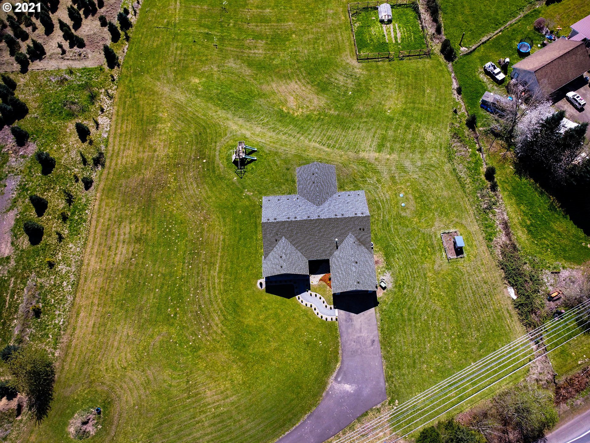 3830 Lewis River Road Woodland, WA 98674 - Photo 3 of 32 Gallery Image 3