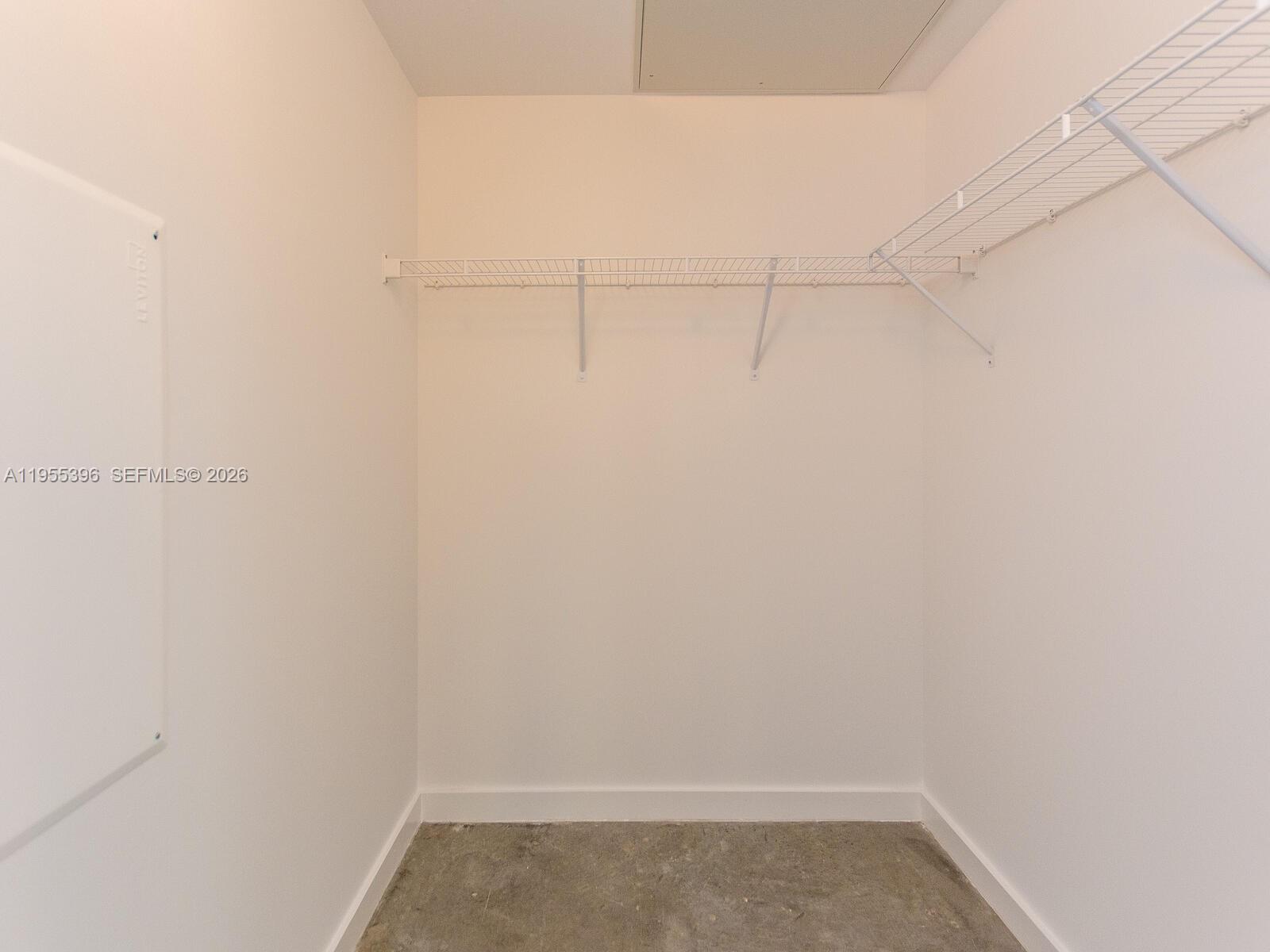 151 Southeast 1st Street, Unit 805 Miami, FL 33131 - Photo 19 of 46
