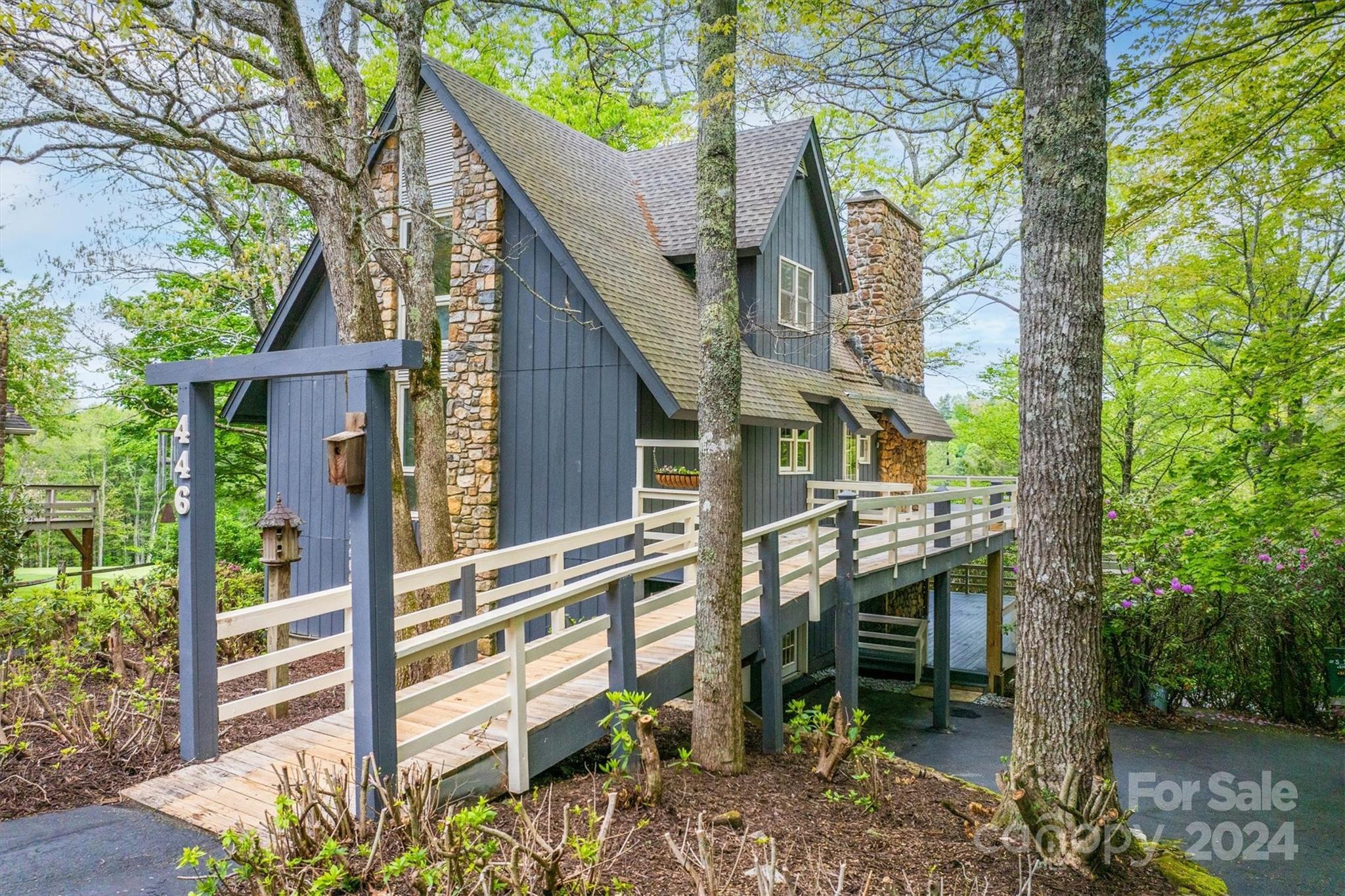 446 Lakeview Road, Unit 42 Newland, NC 28657 - Photo 3 of 48 Gallery Image 3