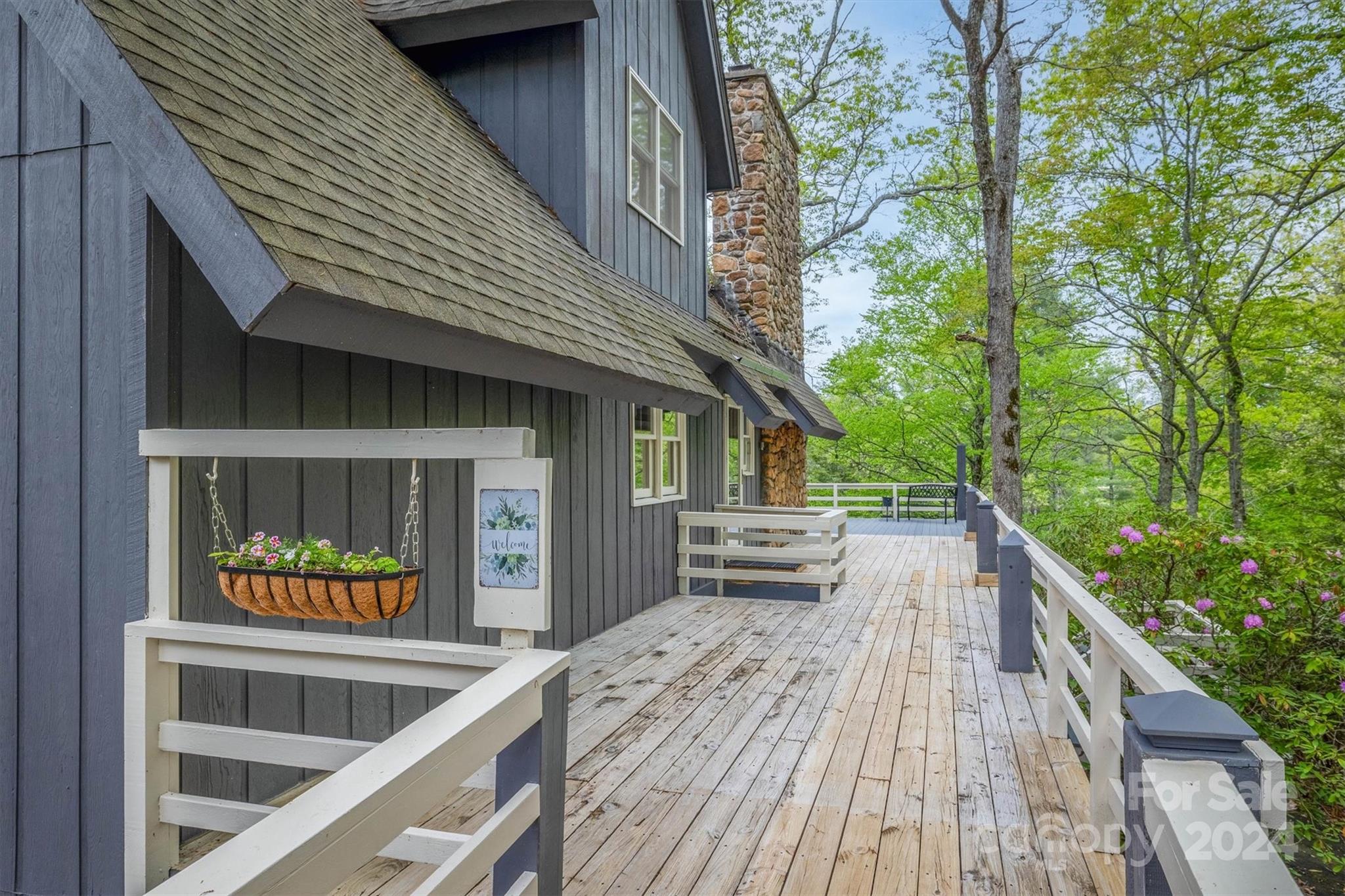 446 Lakeview Road, Unit 42 Newland, NC 28657 - Photo 5 of 48 Gallery Image 5