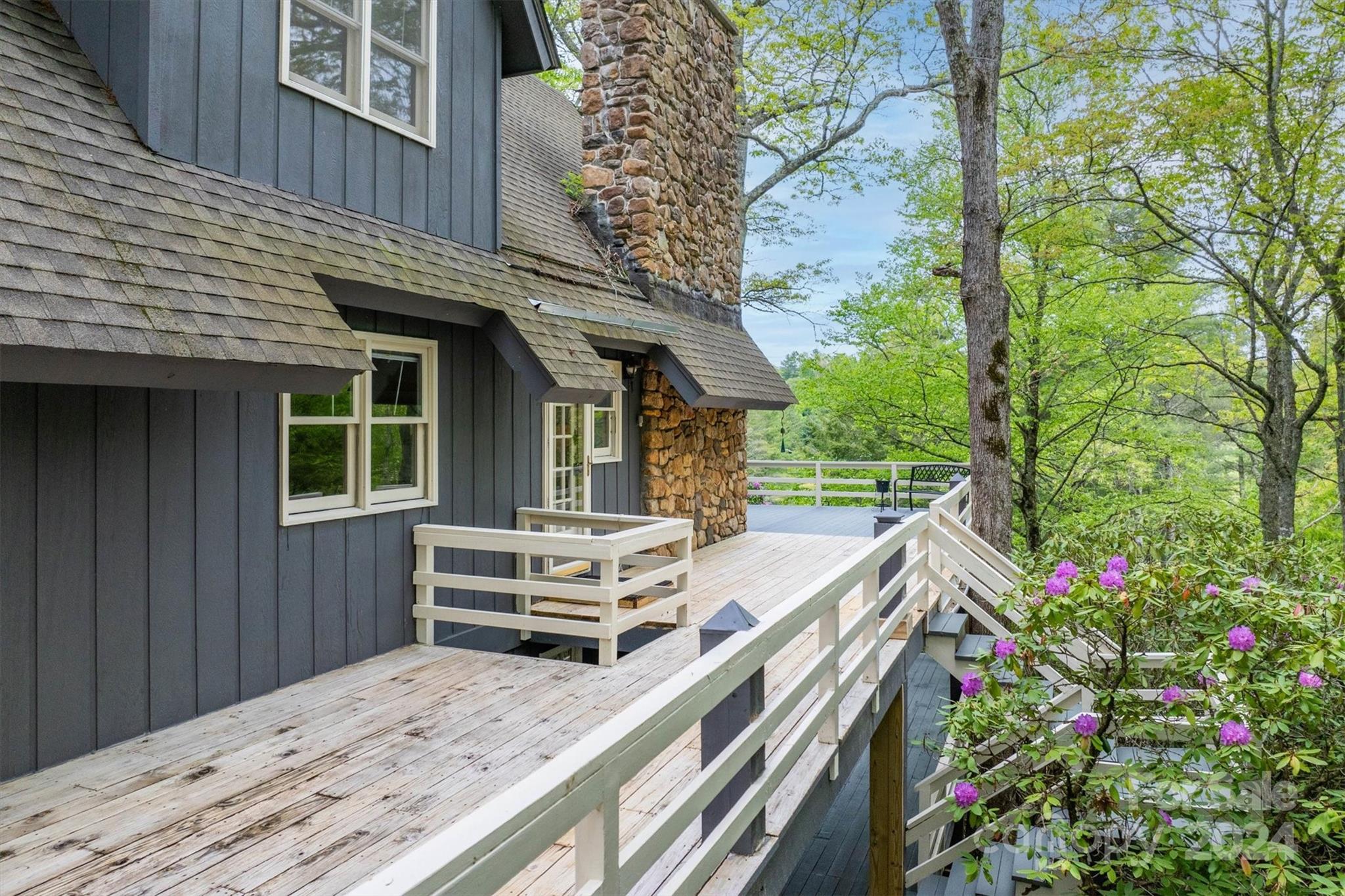 446 Lakeview Road, Unit 42 Newland, NC 28657 - Photo 6 of 48 Gallery Image 6