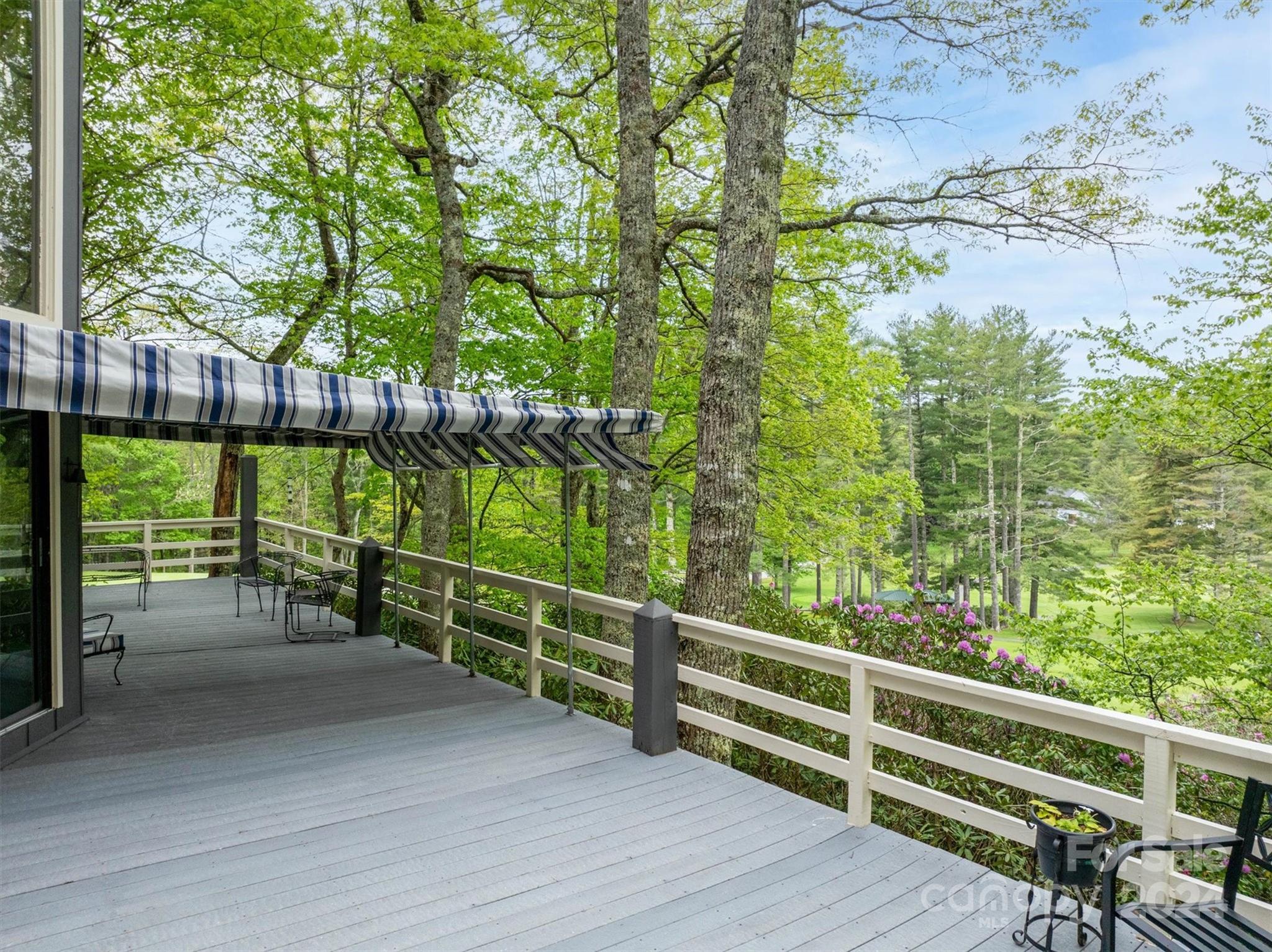 446 Lakeview Road, Unit 42 Newland, NC 28657 - Photo 7 of 48 Gallery Image 7