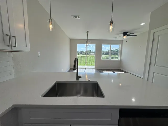 $1,900 | 549 Galt Drive, Stephenville, TX 76401