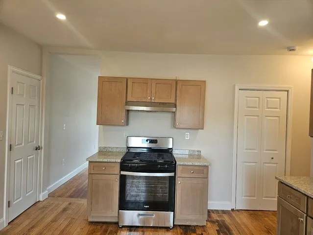 $2,550,000 | 293 School Street, Stoughton, MA 02072