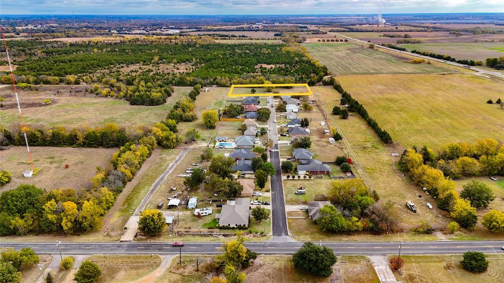 Tbd York Street Paris, TX 75460 - Photo 5 of 14 an aerial view of residential houses with outdoor space