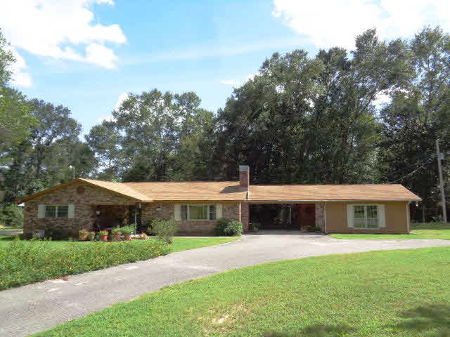 923 Martinville Loop Atmore, AL 36502 - Photo 1 of 24