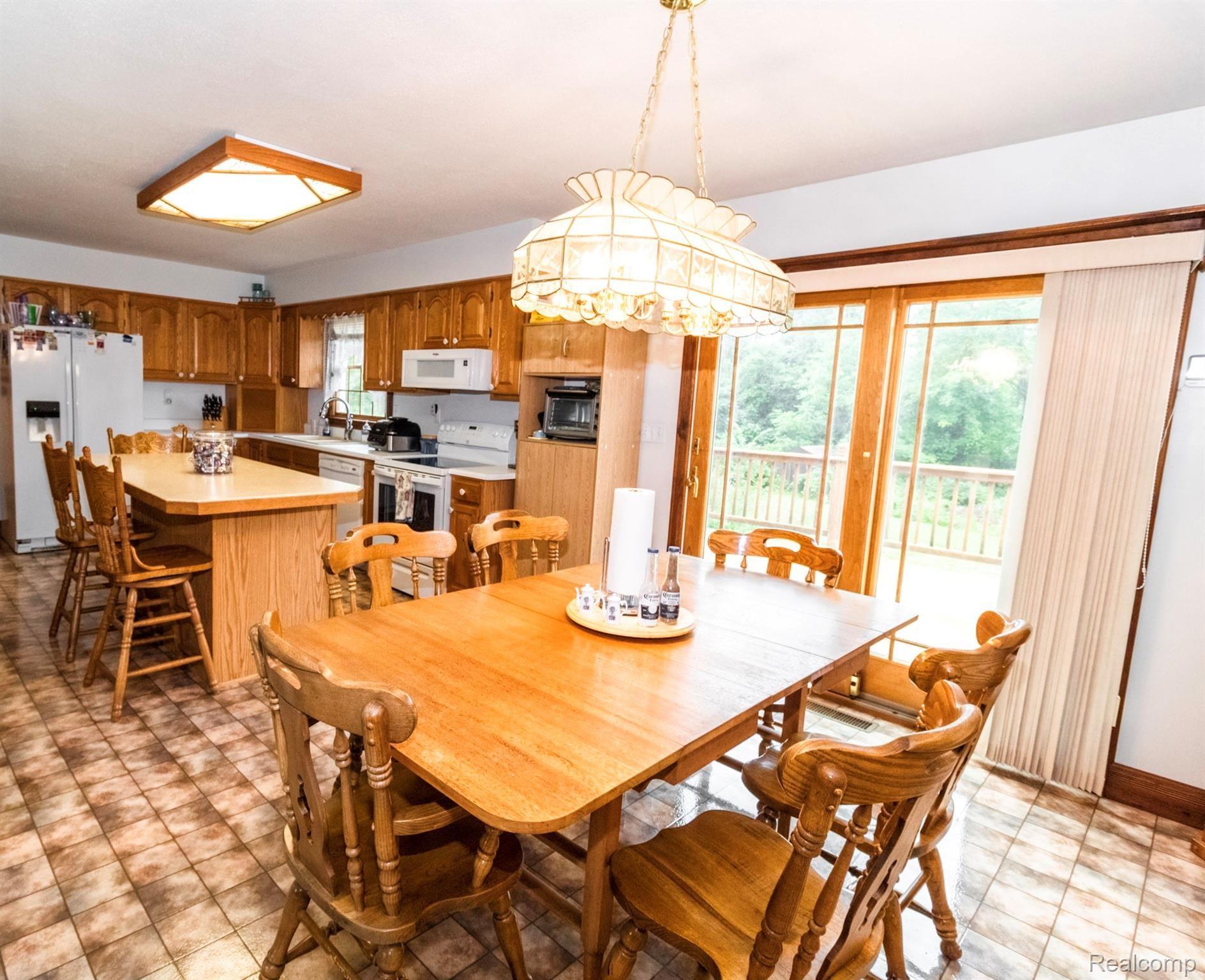 6666 Lothrop Road Imlay City, MI 48444 - Photo 6 of 16 b48fb16d02c11e465eb9b74c22f2def5.jpg