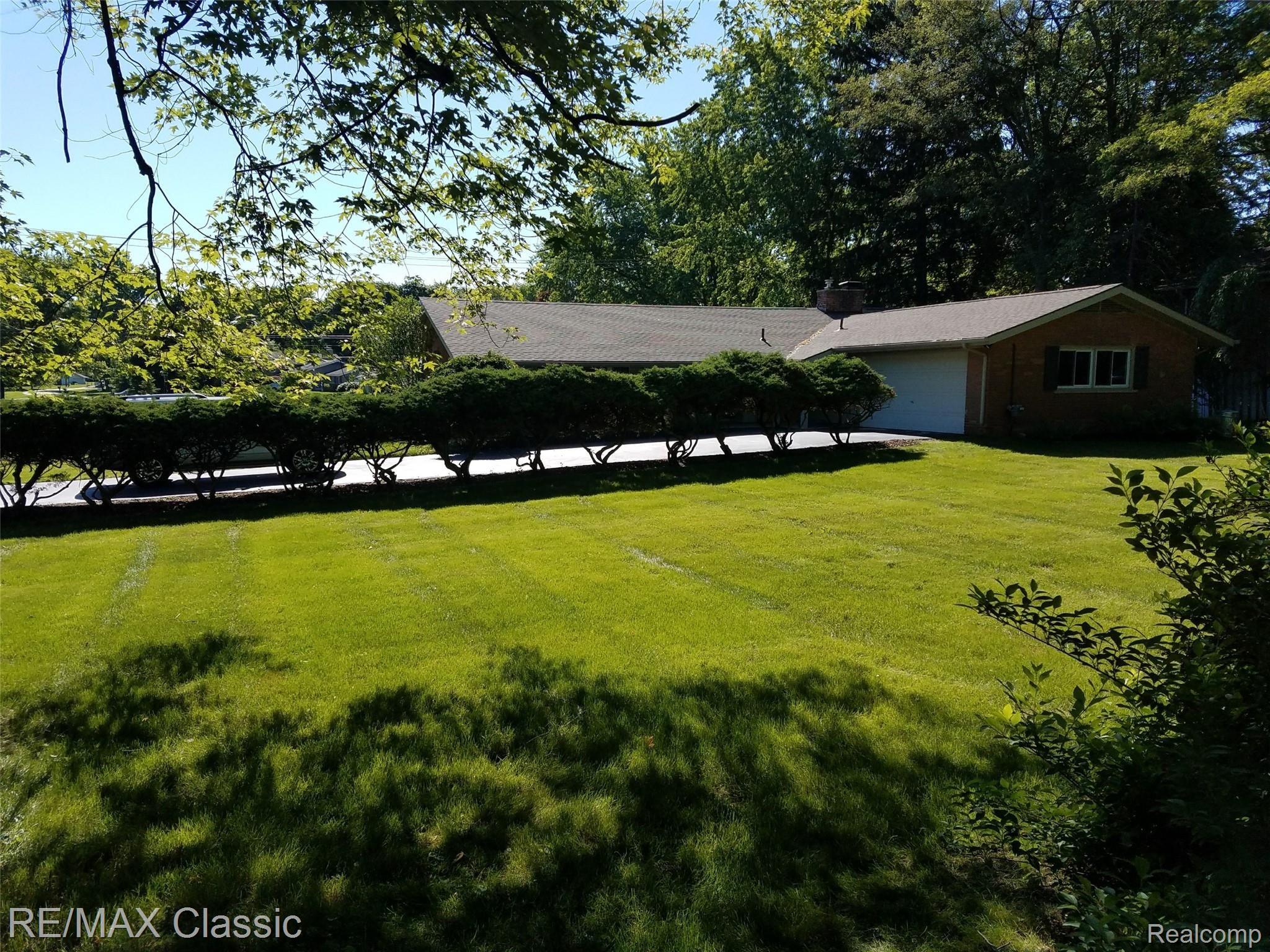 3360 Adams Road Troy, MI 48084 - Photo 1 of 25 3360 Main elevation.jpg