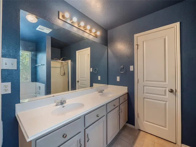 $325,000 | 100 Antietam Trail, Elgin, TX 78621