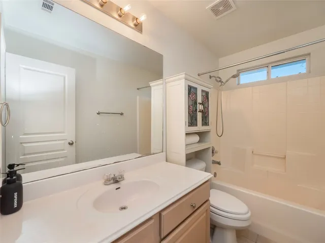 $325,000 | 100 Antietam Trail, Elgin, TX 78621