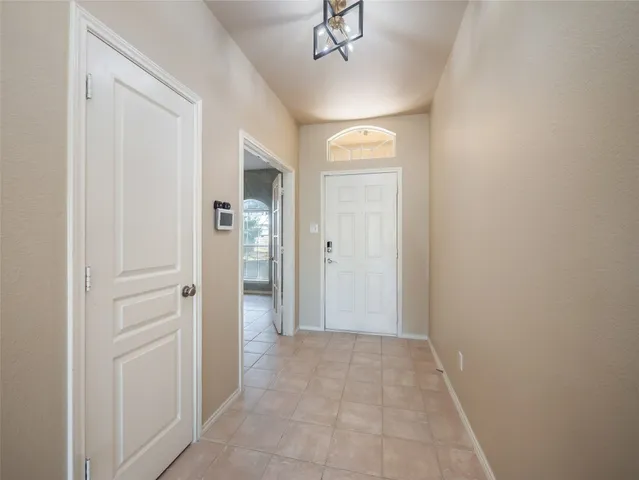 $325,000 | 100 Antietam Trail, Elgin, TX 78621