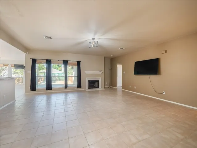 $325,000 | 100 Antietam Trail, Elgin, TX 78621