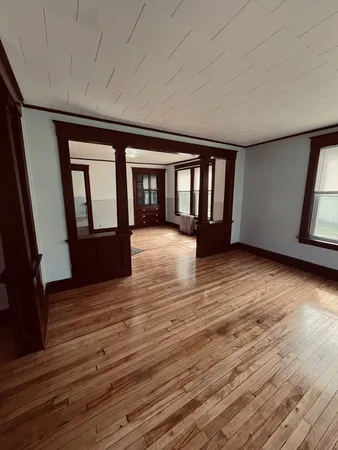 $2,300 | 52 Lincoln Street, Unit 1, North Andover, MA 01845