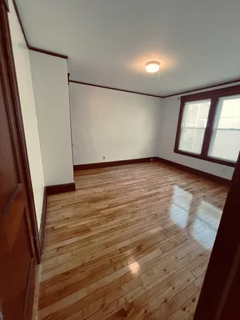 $2,300 | 52 Lincoln Street, Unit 1, North Andover, MA 01845