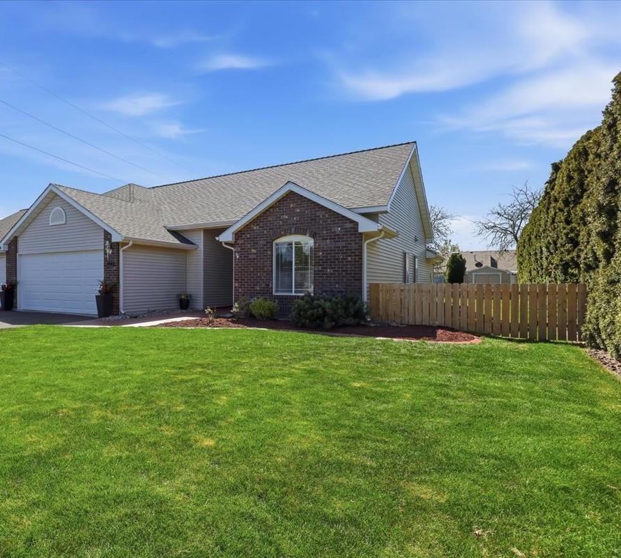 1818 South Sullivan Road Spokane Valley, WA 99037 - Photo 2 of 28