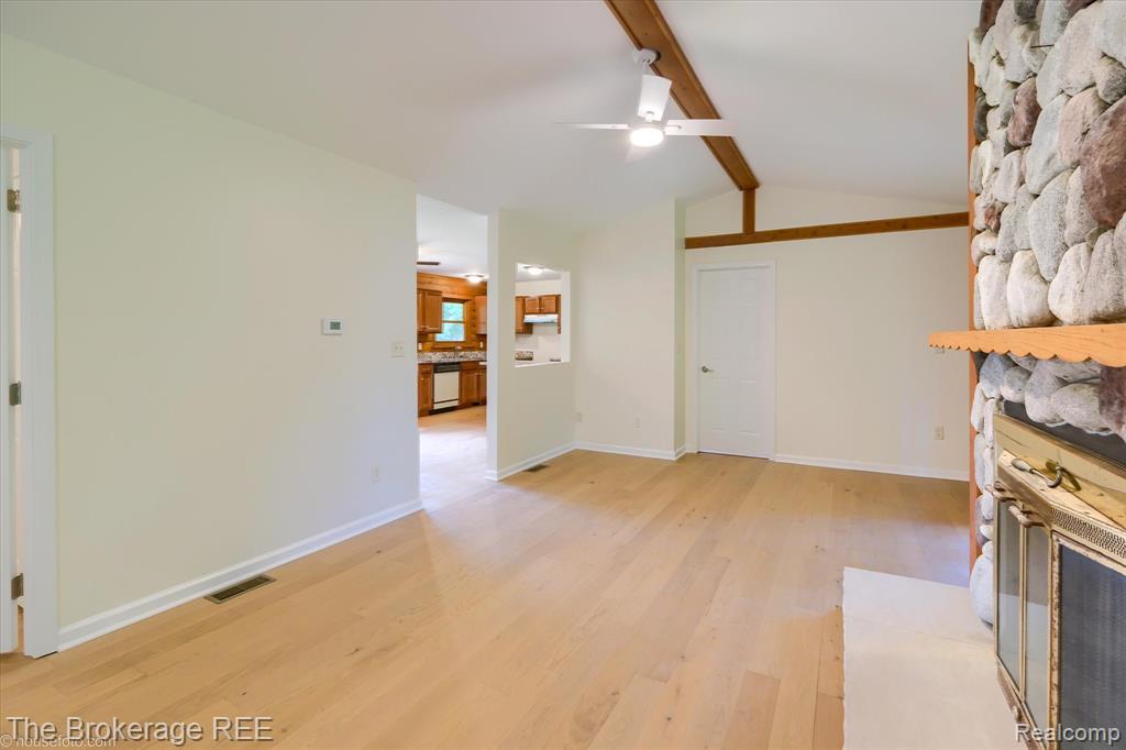 1077 Hadley Road Lapeer, MI 48446 - Photo 10 of 61