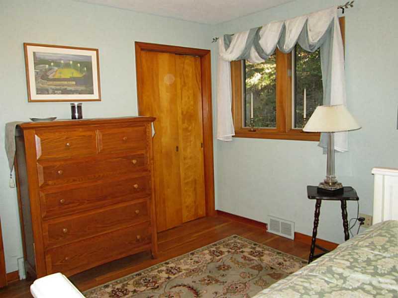 126 Ridge Road Pittsburgh, PA 15237 - Photo 15 of 24 Bedroom. 2nd Bedroom