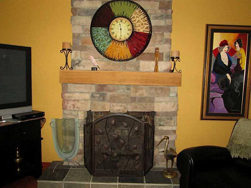 126 Ridge Road Pittsburgh, PA 15237 - Photo 6 of 24 Living Room. Beautiful stone fireplace