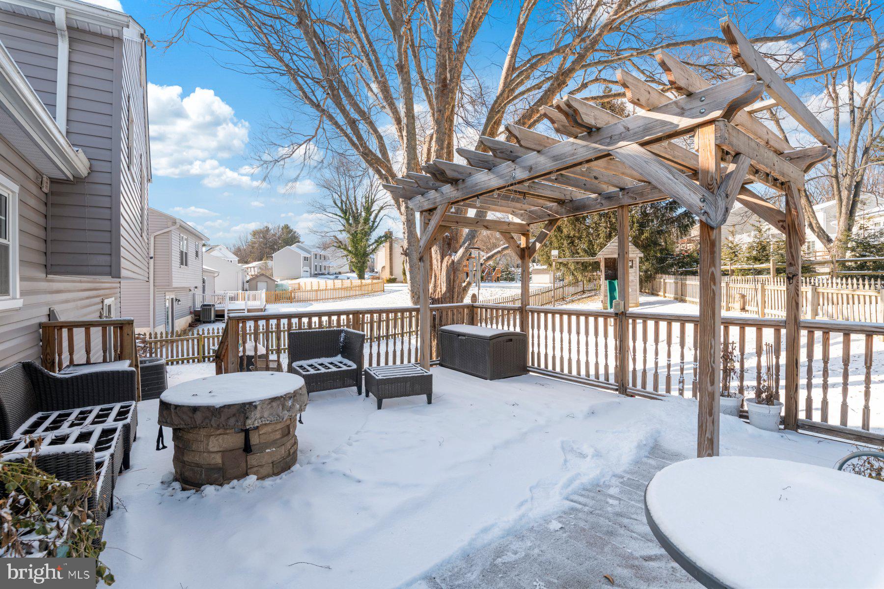 9078 Waltham Woods Road Baltimore, MD 21234 - Photo 27 of 38 Deck with pergola & fire pit