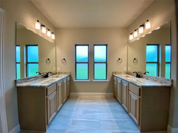 $469,990 | 465 Aldred Street, Greenville, TX 75401