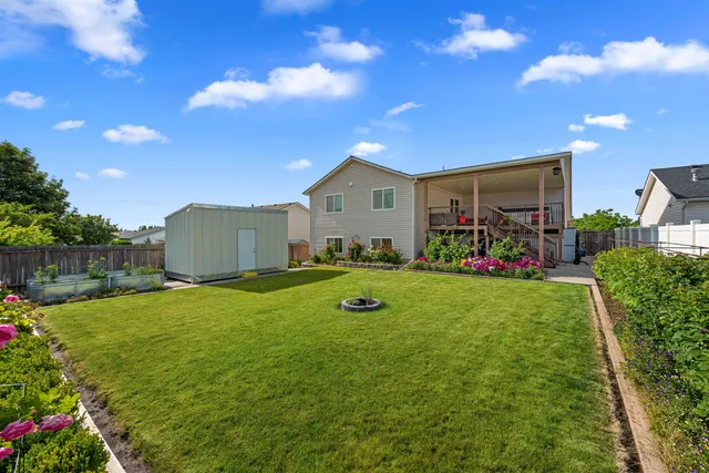 $499,990 | 730 East Kathy Lee Avenue, Medical Lake, WA 99022