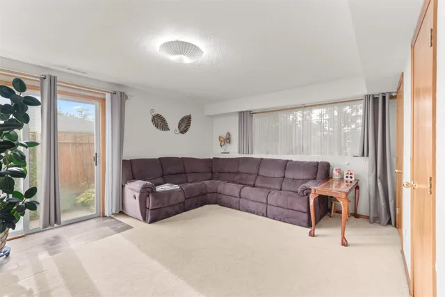 $499,990 | 730 East Kathy Lee Avenue, Medical Lake, WA 99022