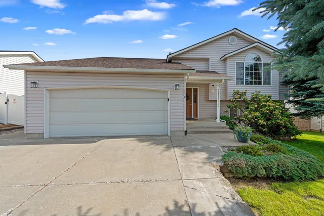 $499,990 | 730 East Kathy Lee Avenue, Medical Lake, WA 99022