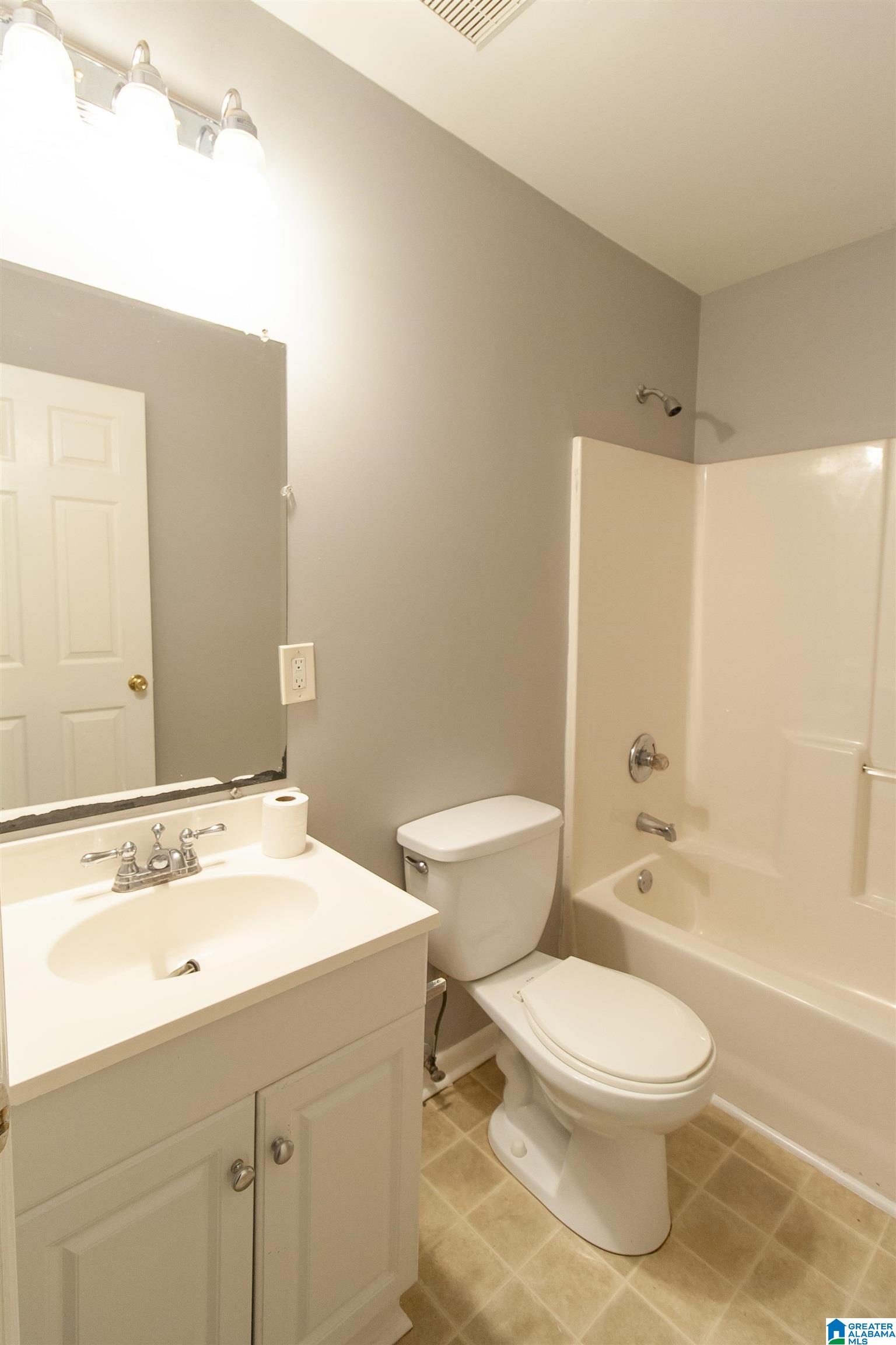 2524 17th Street Southwest Birmingham, AL 35208 - Photo 8 of 13