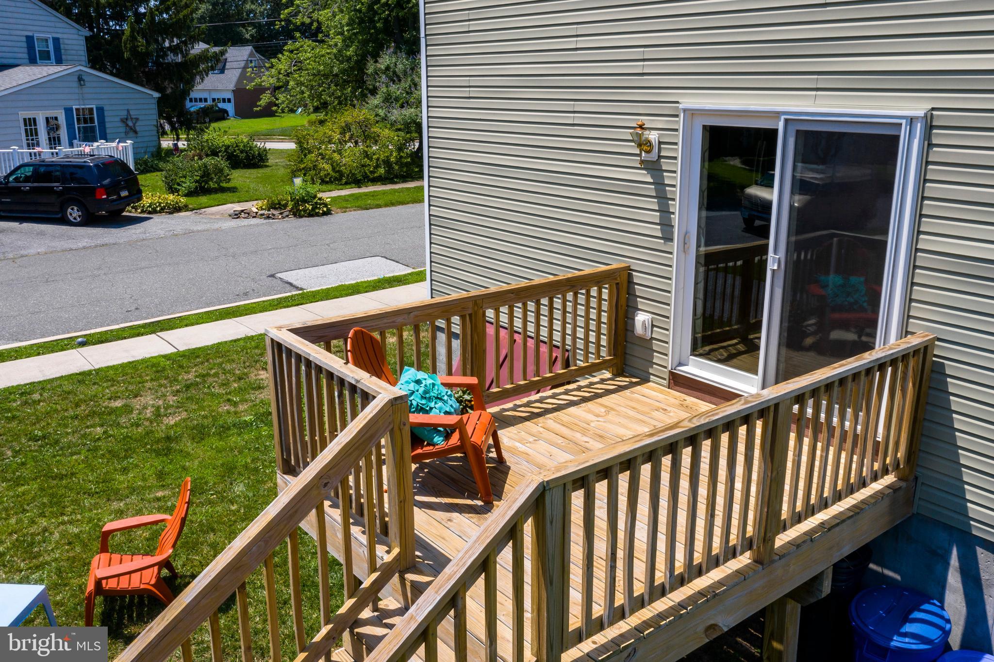301 Ronald Road Aston, PA 19014 - Photo 8 of 25 Elevated Deck