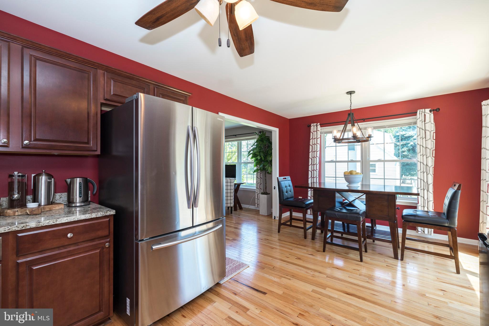 301 Ronald Road Aston, PA 19014 - Photo 9 of 25 Kitchen