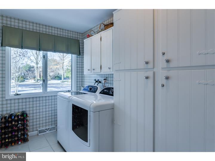 2 Silverwood Road Moorestown, NJ 08057 - Photo 14 of 25