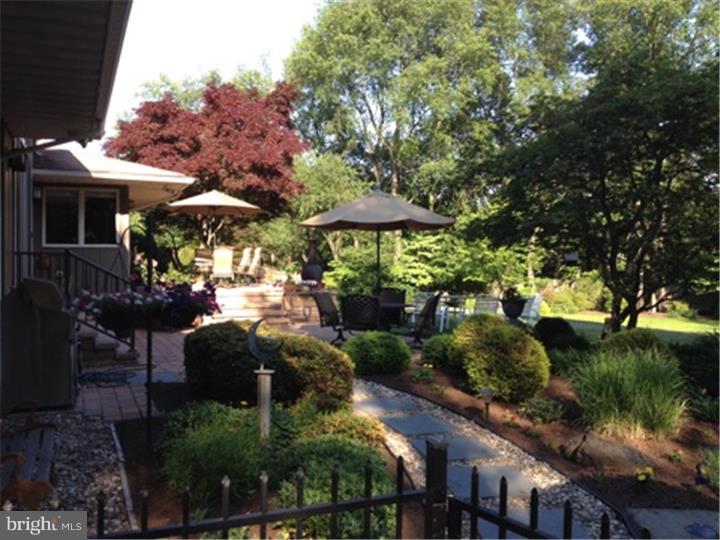 2 Silverwood Road Moorestown, NJ 08057 - Photo 22 of 25 Patio
