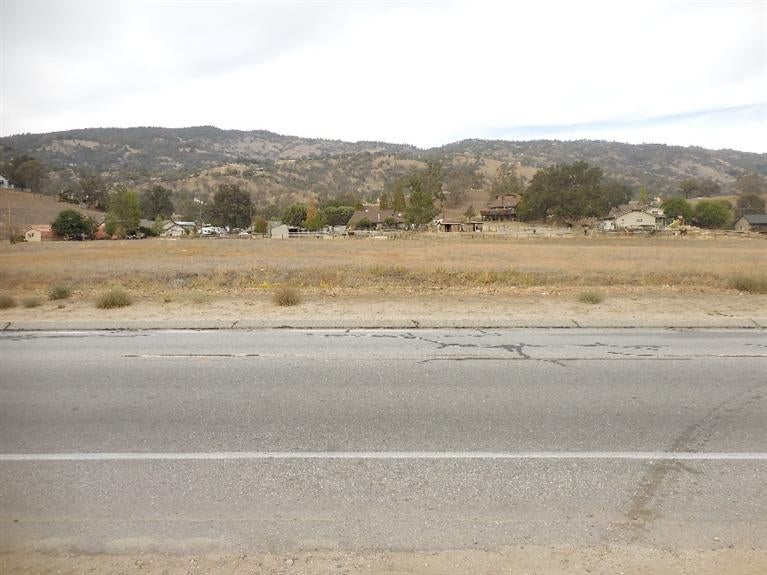 29140 North Lower Valley Road Tehachapi, CA 93561 - Photo 40 of 42 Gallery Image 40