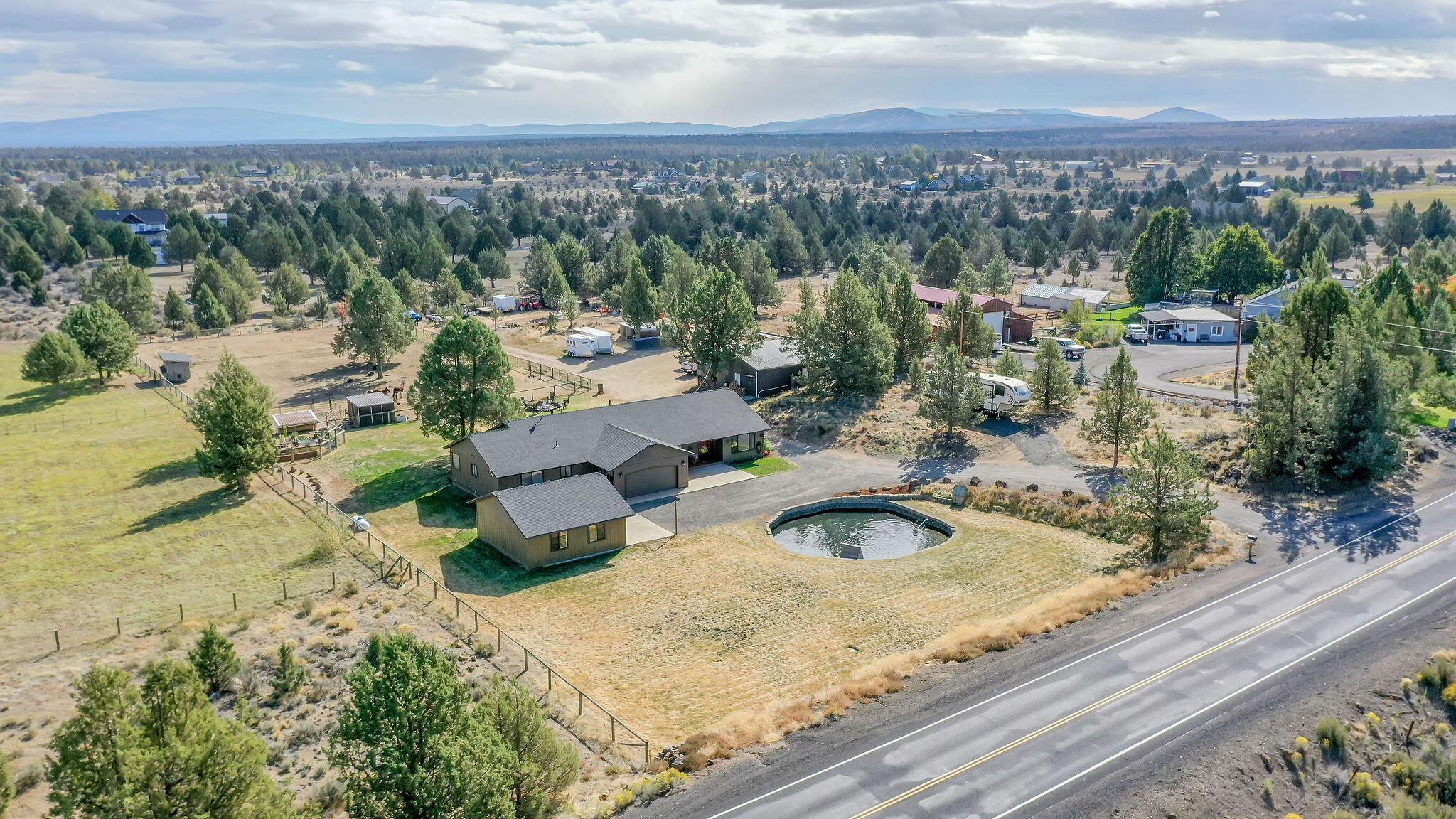 61070 Gosney Road Bend, OR 97702 - Photo 3 of 43 DJI_0168