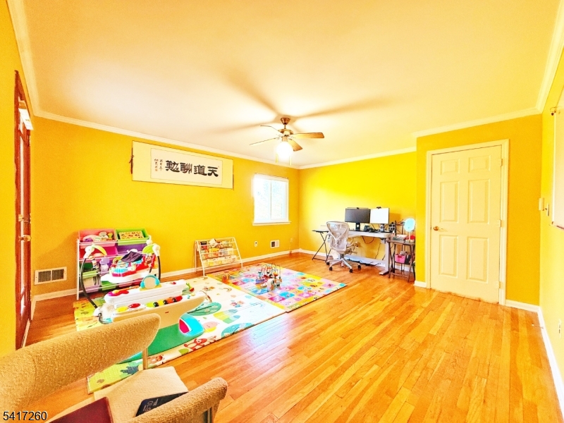 592 Cabot Hill Road Bridgewater, NJ 08807 - Photo 27 of 49