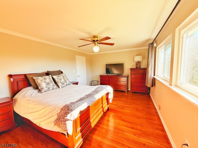 592 Cabot Hill Road Bridgewater, NJ 08807 - Photo 29 of 49