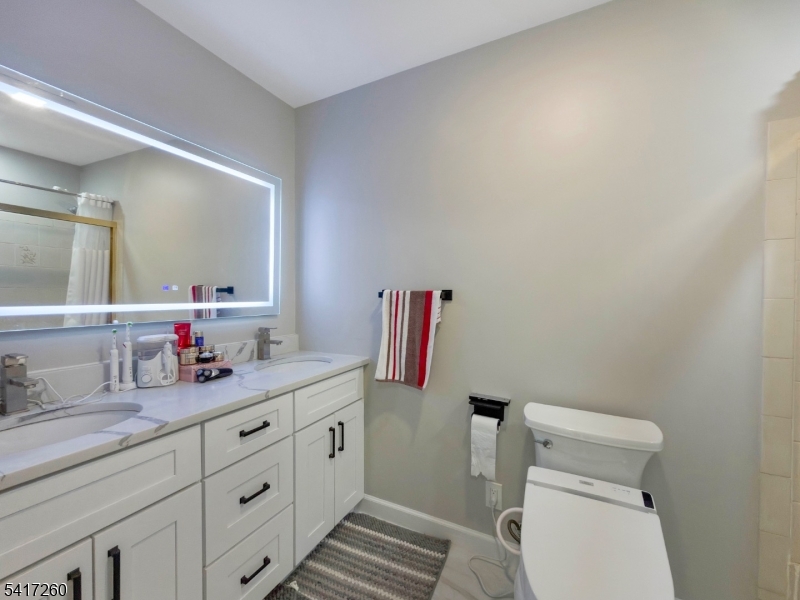 592 Cabot Hill Road Bridgewater, NJ 08807 - Photo 35 of 49