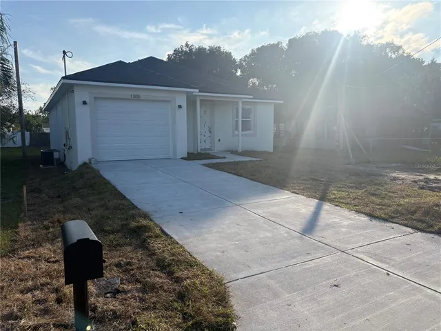 $359,000 | 1305 East Parker Street, Lakeland, FL 33801