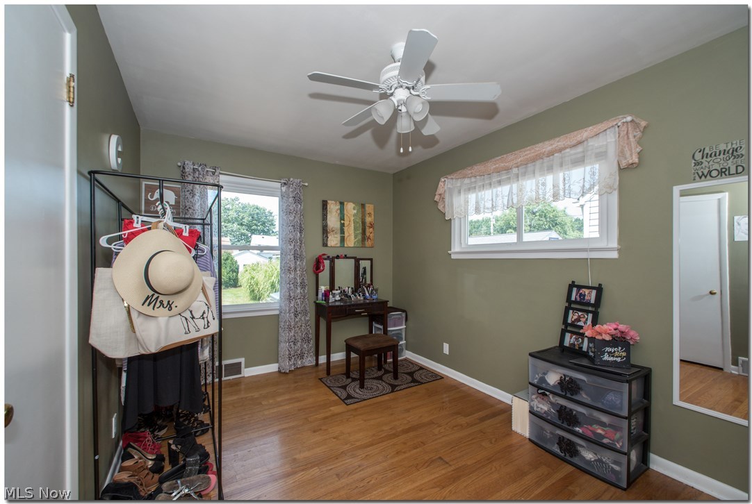 670 Pendley Road Willowick, OH 44095 - Photo 9 of 18